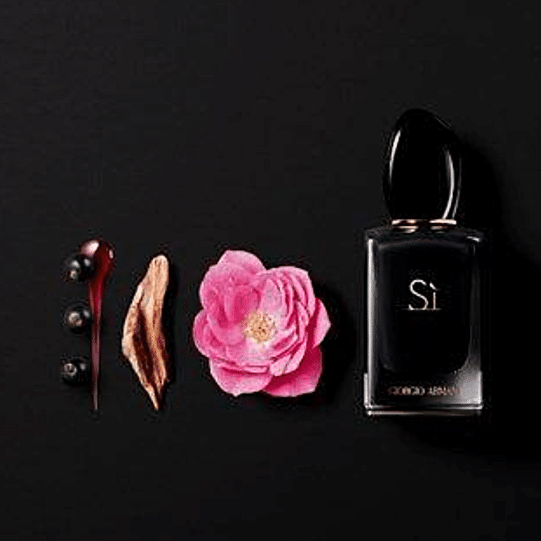 imageedit_27_2545567099 Giorgio Armani Si Intense For Women Edp 100ml - Image 4