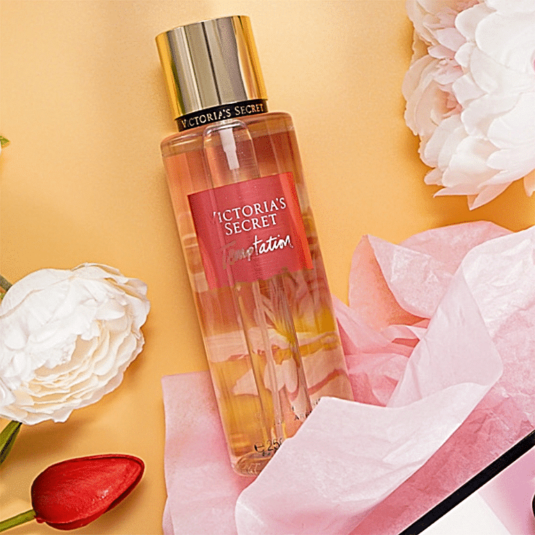 imageedit_68_2822718846 Victoria's Secret Temptation Body Mist For Women 250ml - Image 3